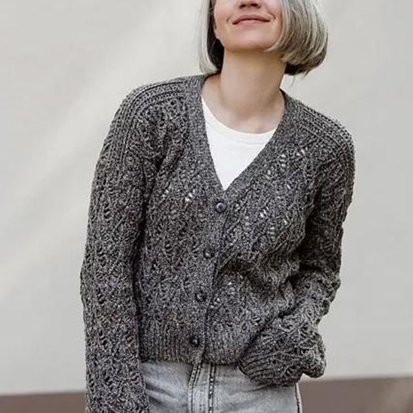 Varpa_Cardigan-1.jpg